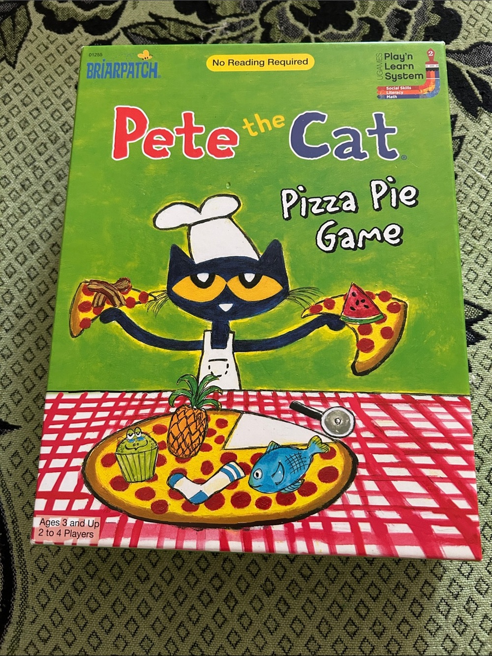 Pete the Cat Pizza Pie Game by Briarpatch - Green